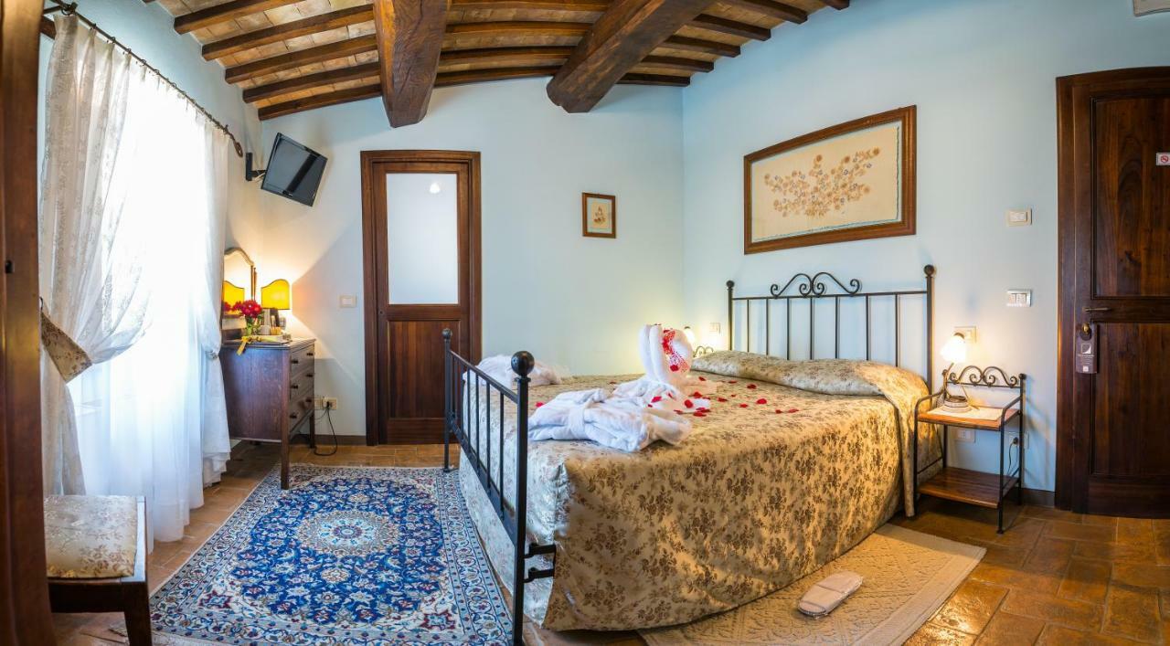 Hotel & Spa L'Antico Forziere Deruta Exteriör bild